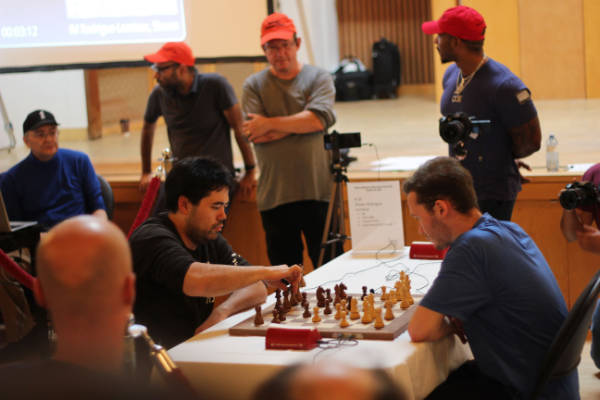 Un match contre Hikaru Nakamura au Annex Chess Club, Toronto (photo: Olga Mushtaler)